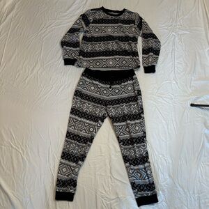 Christmas Pajama Set Festive Grey And Black Pajama Set Size M In Women’s